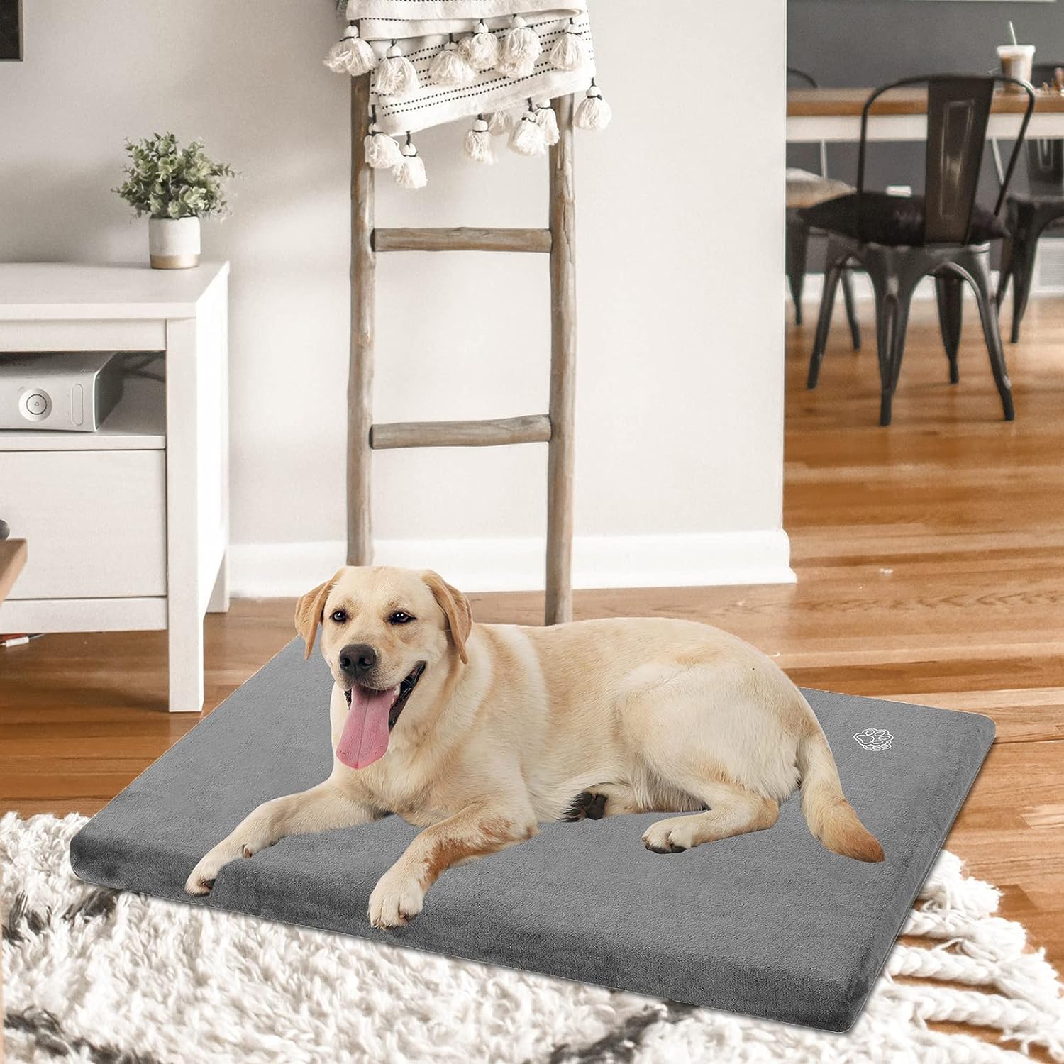 EMPSIGN Reversible Cool & Warm Dog Crate Pad | Waterproof, Washable Cover - feature view 24